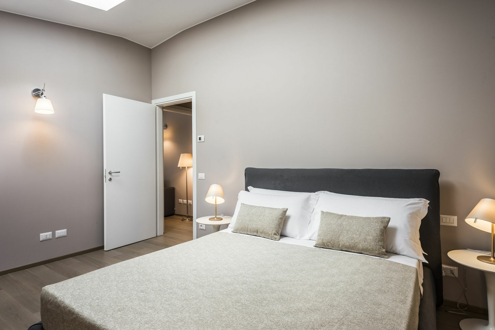Myplace Corso Como 11 Apartments Milan Bagian luar foto